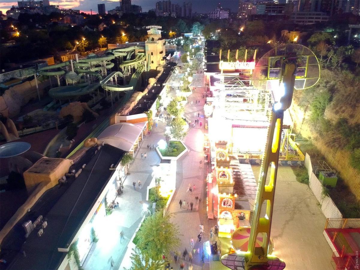 Arcadia Vip Apartments Sea View! Odesa Exterior foto