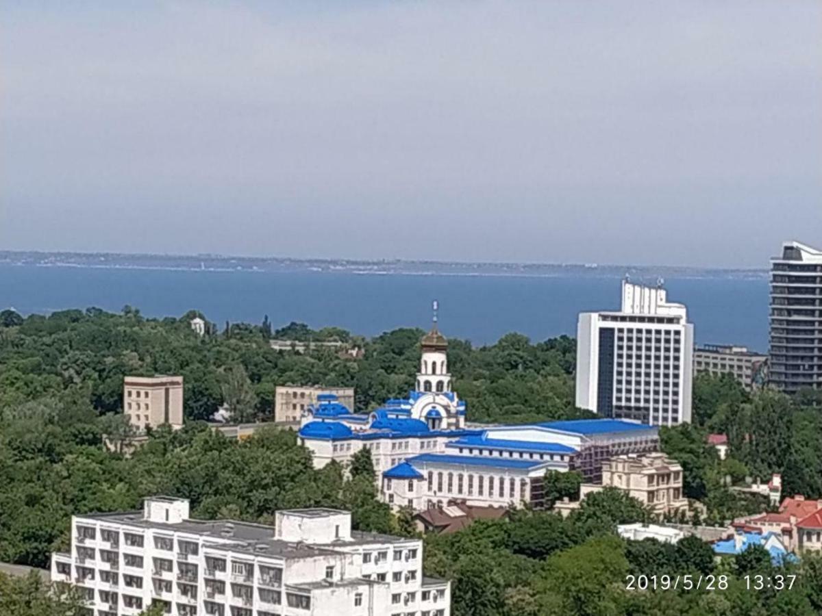 Arcadia Vip Apartments Sea View! Odesa Exterior foto