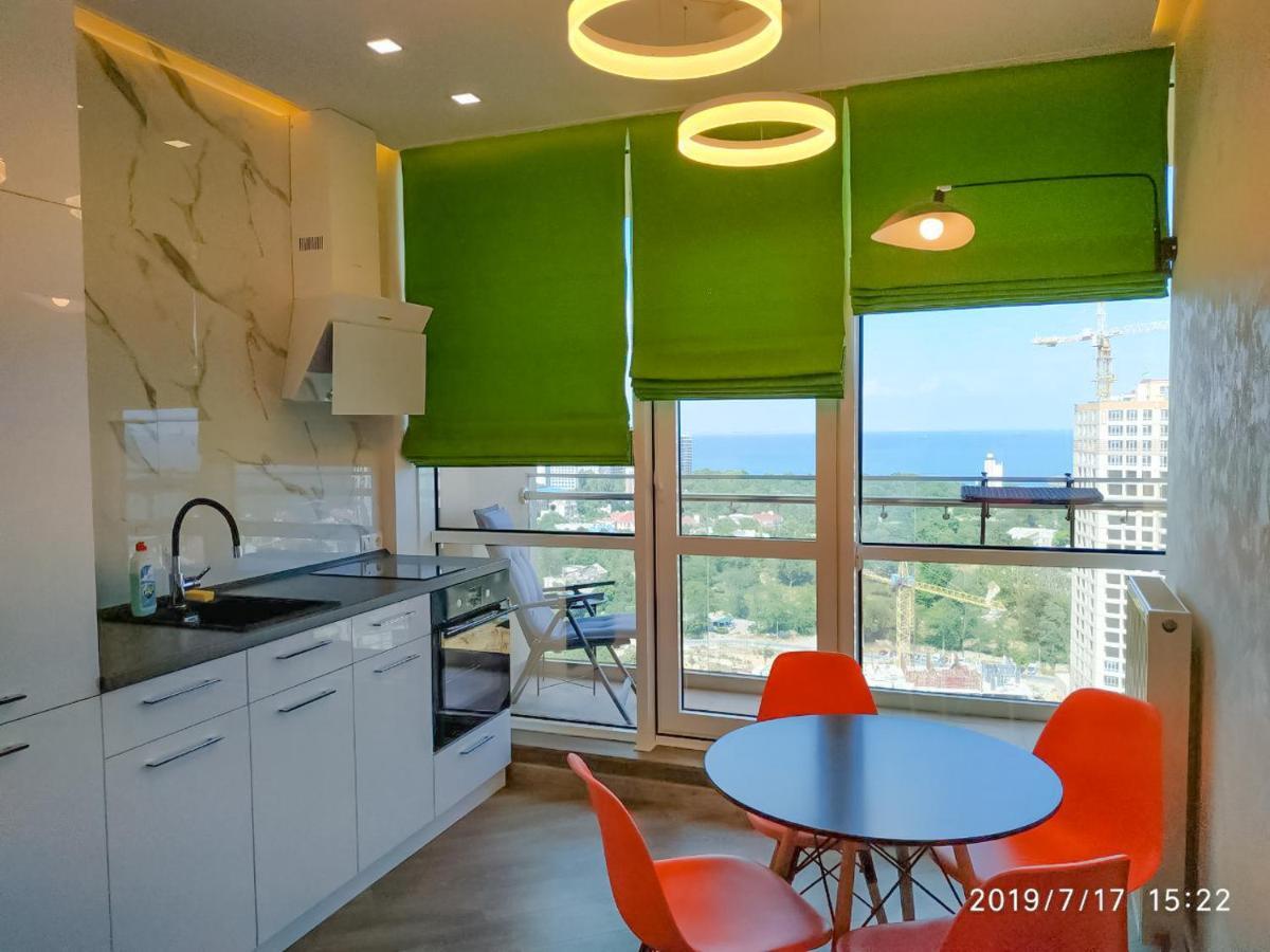 Arcadia Vip Apartments Sea View! Odesa Exterior foto